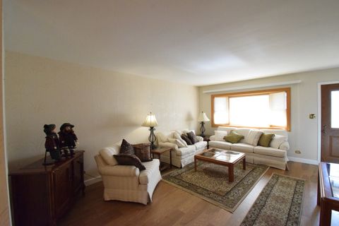 Tiny photo for 1000 Apple Valley Drive, Bartlett, IL 60103 (MLS # 12517968)