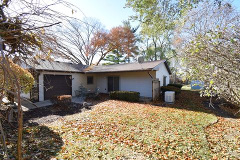 Tiny photo for 1000 Apple Valley Drive, Bartlett, IL 60103 (MLS # 12517968)