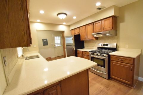 Tiny photo for 1000 Apple Valley Drive, Bartlett, IL 60103 (MLS # 12517968)