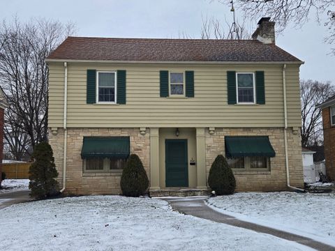 Photo of 423 N Highland Avenue, Rockford, IL 61107 (MLS # 12539167)