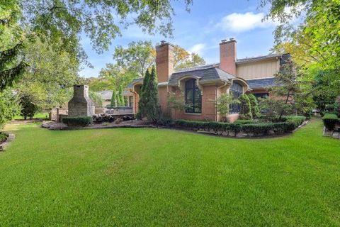 Tiny photo for 39 Mockingbird Lane, Oak Brook, IL 60523 (MLS # 12563901)