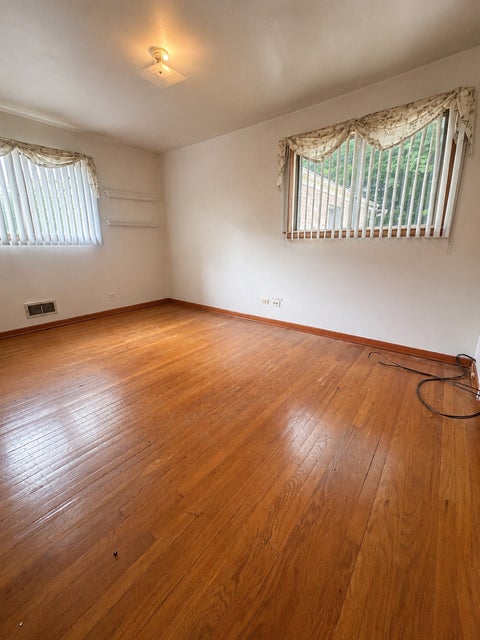 Tiny photo for 10834 S Keeler Avenue, Oak Lawn, IL 60453 (MLS # 12771987)