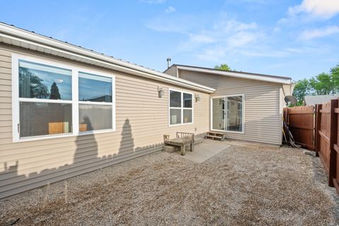 Tiny photo for 1605 Longwood Drive, Sycamore, IL 60178 (MLS # 12622744)