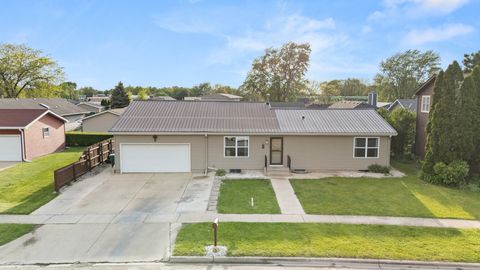 Tiny photo for 1605 Longwood Drive, Sycamore, IL 60178 (MLS # 12622744)