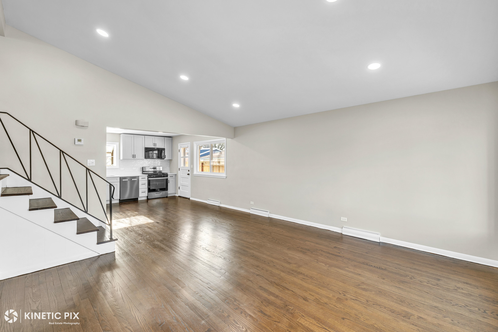 11011 W Roosevelt Road