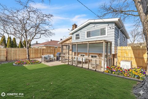 Tiny photo for 11011 W Roosevelt Road, Westchester, IL 60154 (MLS # 12541246)