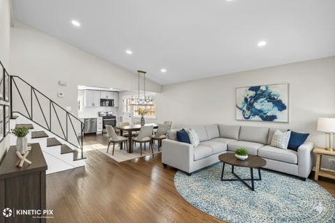 Tiny photo for 11011 W Roosevelt Road, Westchester, IL 60154 (MLS # 12541246)