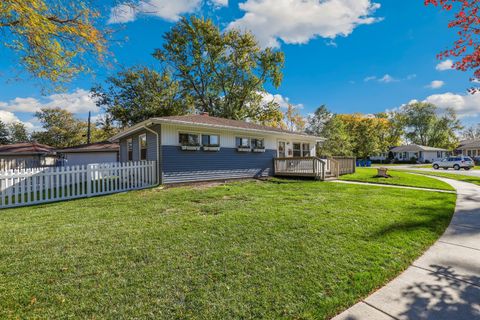 Tiny photo for 924 W Crestview Court, Crown Point, IN 46307 (MLS # 12507863)