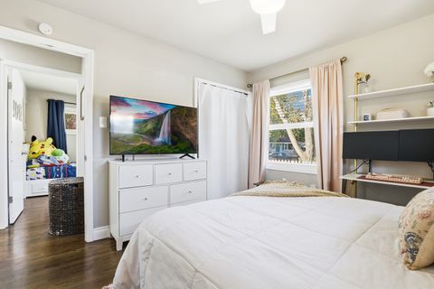 Tiny photo for 924 W Crestview Court, Crown Point, IN 46307 (MLS # 12507863)