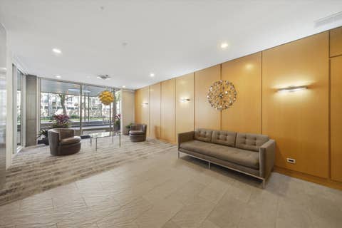 Tiny photo for 2930 N Sheridan Road #201, Chicago, IL 60657 (MLS # 12714153)