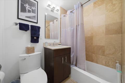 Tiny photo for 2930 N Sheridan Road #201, Chicago, IL 60657 (MLS # 12714153)