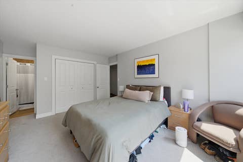 Tiny photo for 2930 N Sheridan Road #201, Chicago, IL 60657 (MLS # 12714153)