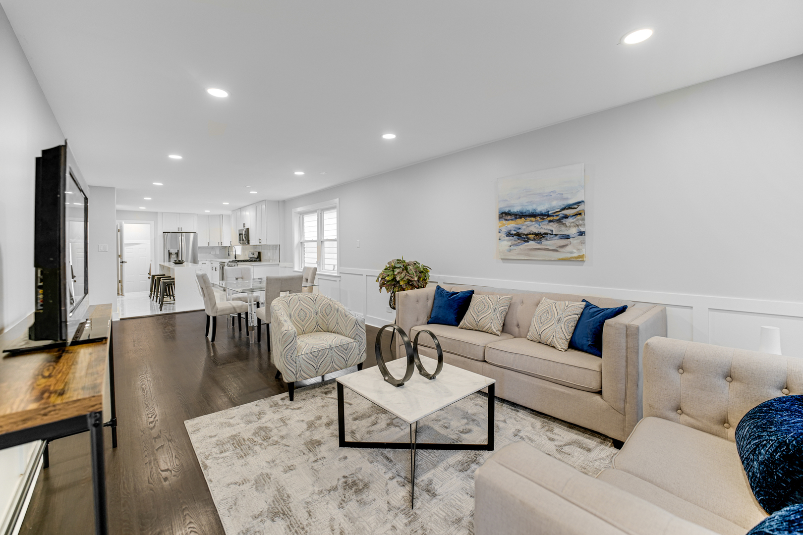 14238 Woodlawn Avenue