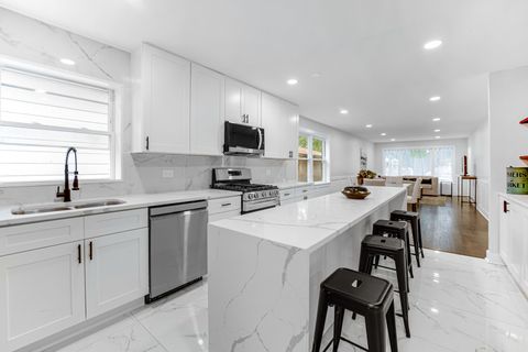 Tiny photo for 14238 Woodlawn Avenue, Dolton, IL 60419 (MLS # 12493852)