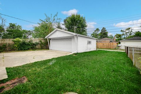 Tiny photo for 14238 Woodlawn Avenue, Dolton, IL 60419 (MLS # 12493852)