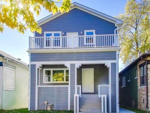 Photo of 1721 W Arthur Avenue, Chicago, IL 60626 (MLS # 12589693)