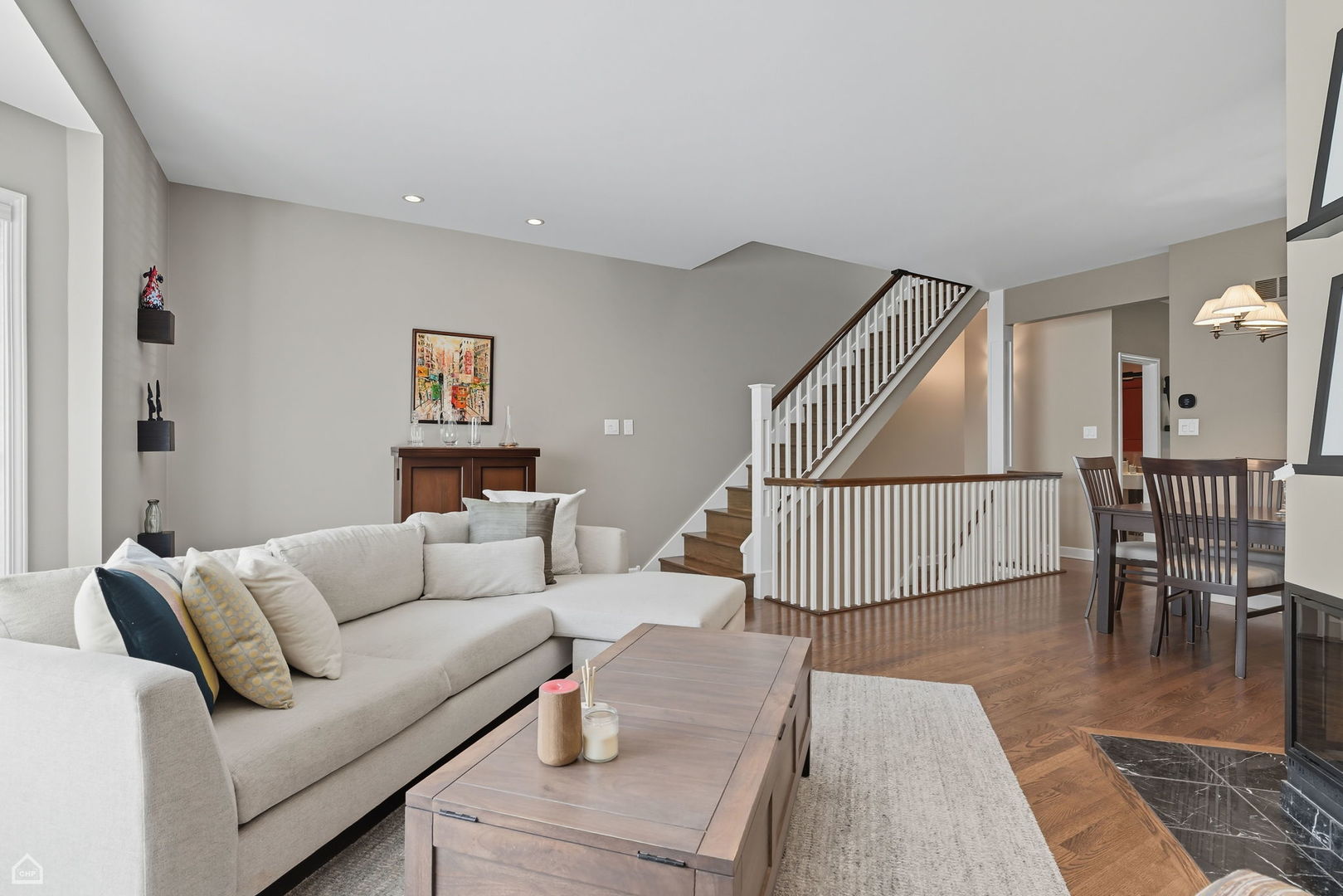 1155 W Vernon Park Place