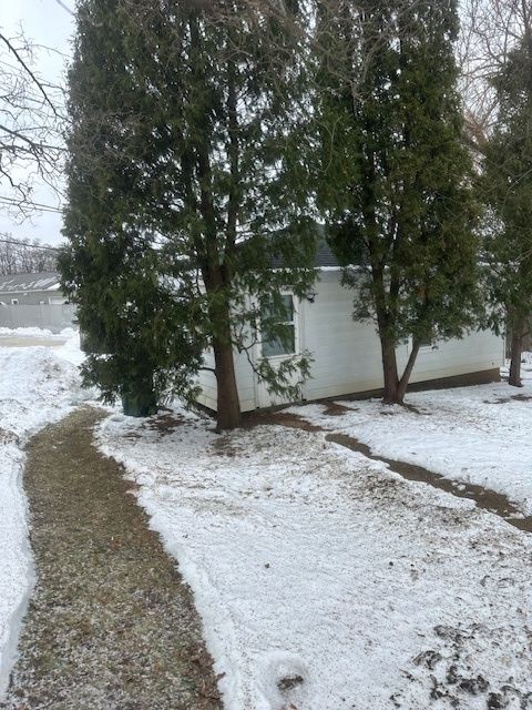 380 Ivanhoe Road Grayslake IL 60030