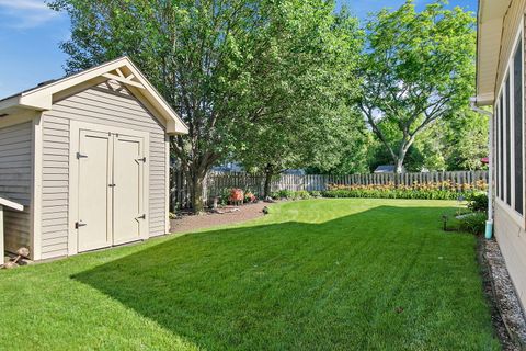 Tiny photo for 1689 Warrington Lane, Crystal Lake, IL 60014 (MLS # 12687215)