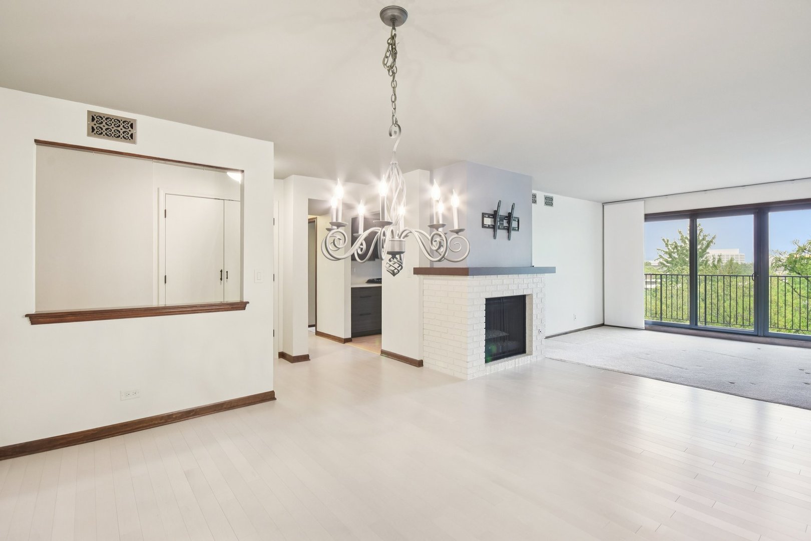 1S150 Spring Road 5F