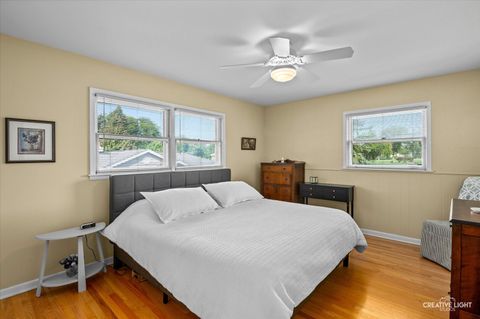 Tiny photo for 713 Burning Tree Lane, Naperville, IL 60563 (MLS # 12480724)