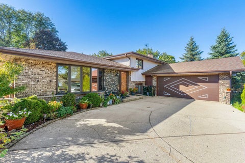 Tiny photo for 349 79th Street, Willowbrook, IL 60527 (MLS # 12783207)
