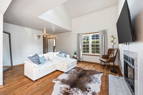Tiny photo for 19424 Cypress Drive #1C, Country Club Hills, IL 60478 (MLS # 12658934)
