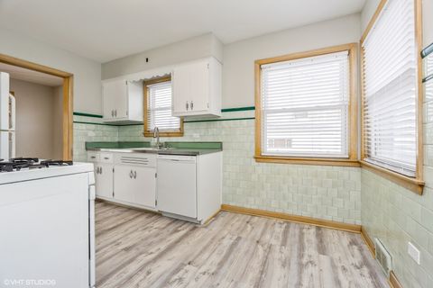 Tiny photo for 7458 W Touhy Avenue, Chicago, IL 60631 (MLS # 12516536)