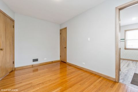 Tiny photo for 7458 W Touhy Avenue, Chicago, IL 60631 (MLS # 12516536)