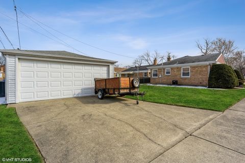 Tiny photo for 7458 W Touhy Avenue, Chicago, IL 60631 (MLS # 12516536)