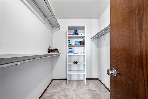 Tiny photo for 6400 N Cicero Avenue #516, Lincolnwood, IL 60712 (MLS # 12543947)