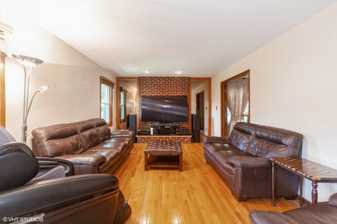 Tiny photo for 145 Rumsey Place, Westmont, IL 60559 (MLS # 12696508)