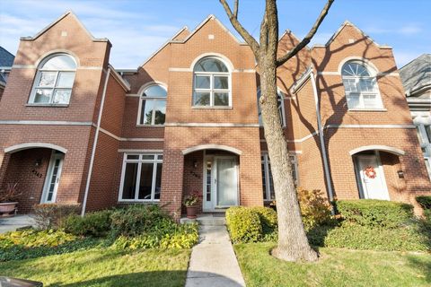 4260 W Thorndale Avenue Chicago IL 60646