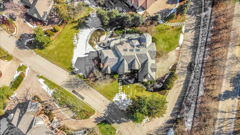 Tiny photo for 601 Ambriance Drive, Burr Ridge, IL 60527 (MLS # 12538067)