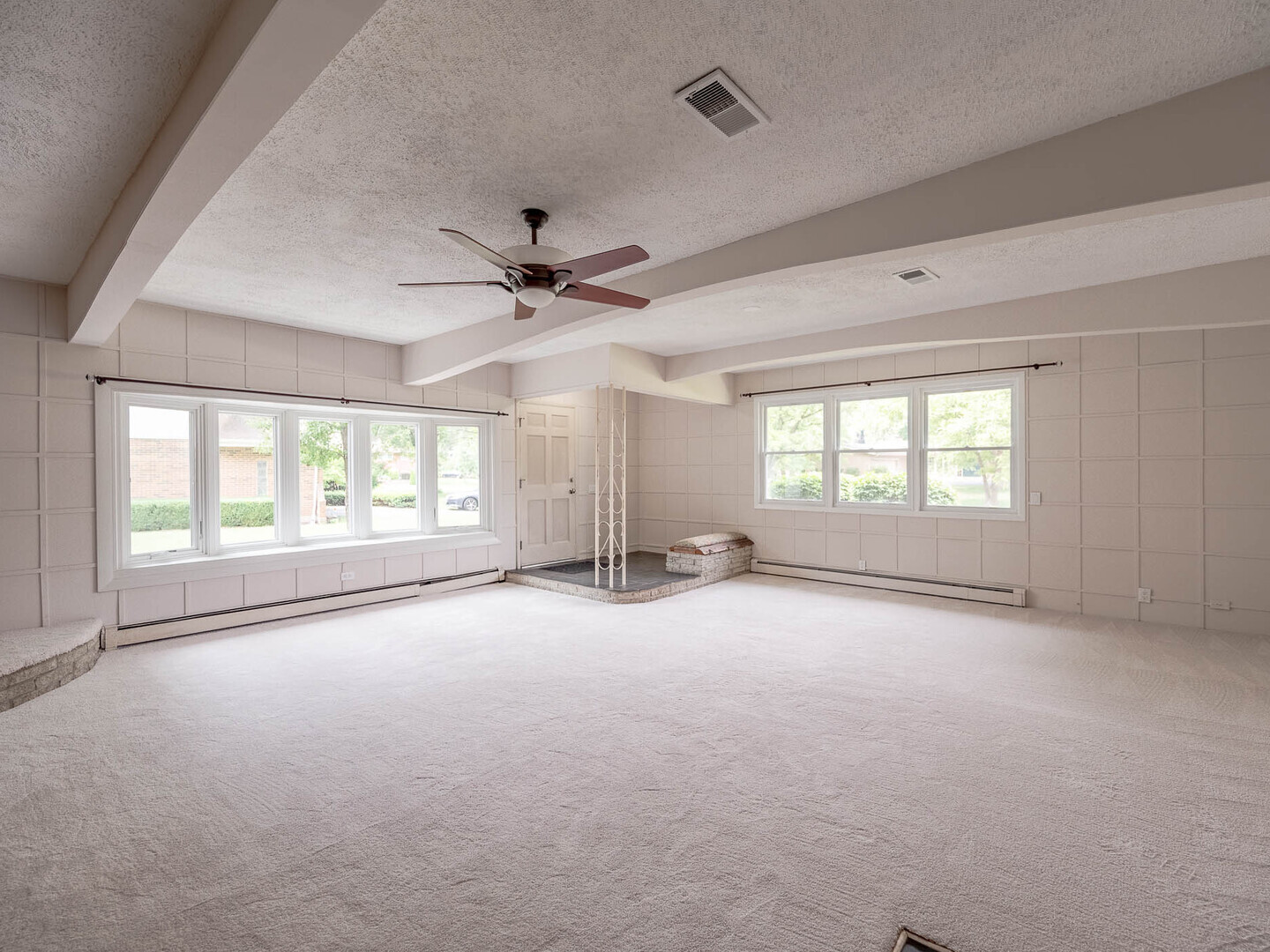 309 S Circle Drive