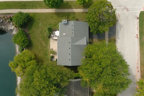 Tiny photo for 1035 NEWCASTLE Lane, Aurora, IL 60506 (MLS # 12472904)