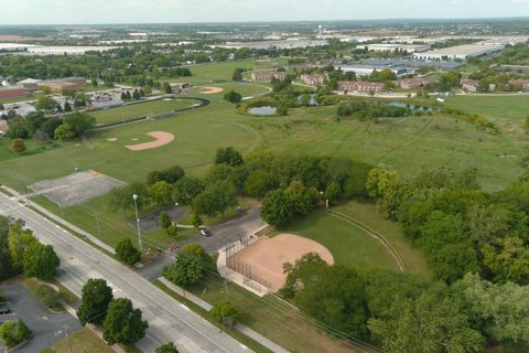 Tiny photo for 1035 NEWCASTLE Lane, Aurora, IL 60506 (MLS # 12472904)
