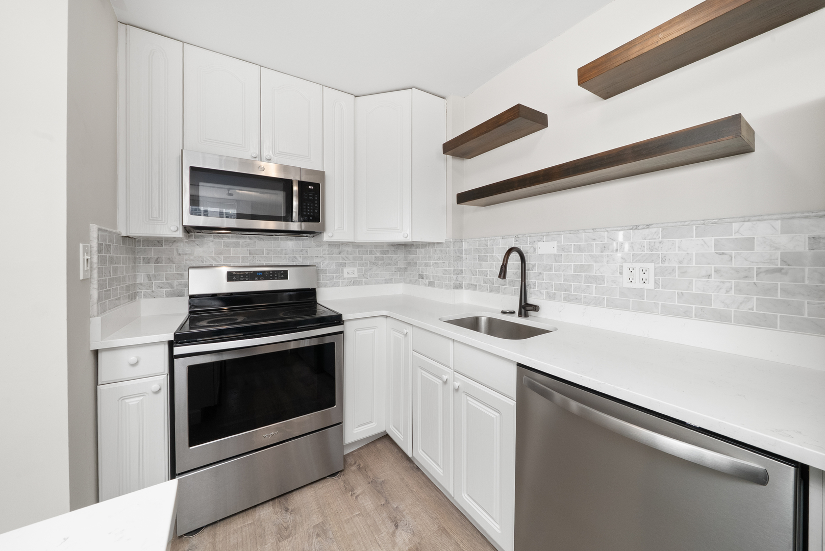 1355 N Sandburg Terrace 1101D