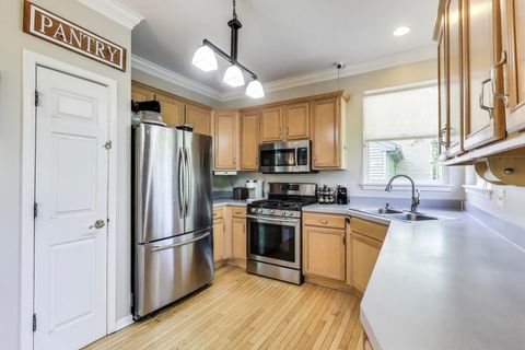 Tiny photo for 34113 N Primrose Court, Round Lake, IL 60073 (MLS # 12395073)