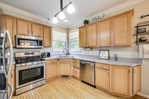 Tiny photo for 34113 N Primrose Court, Round Lake, IL 60073 (MLS # 12395073)