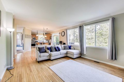 Tiny photo for 34113 N Primrose Court, Round Lake, IL 60073 (MLS # 12395073)