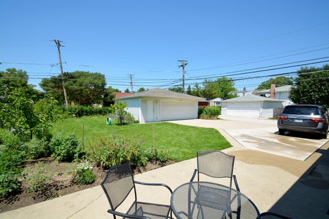Tiny photo for 7542 Lowell Avenue, Skokie, IL 60076 (MLS # 12695761)