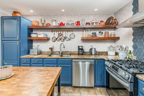 Tiny photo for 1930 N Harlem Avenue N #306, Elmwood Park, IL 60707 (MLS # 12486397)