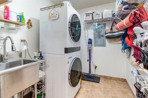 Tiny photo for 1930 N Harlem Avenue N #306, Elmwood Park, IL 60707 (MLS # 12486397)