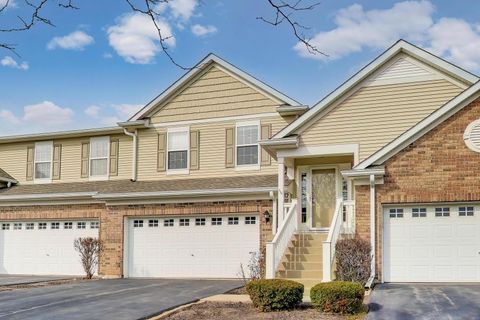 Tiny photo for 1552 Matthew Drive #1552, Algonquin, IL 60102 (MLS # 12578206)