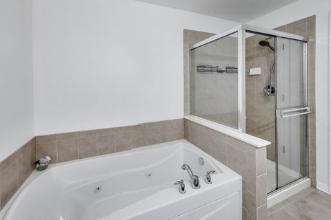 Tiny photo for 1552 Matthew Drive #1552, Algonquin, IL 60102 (MLS # 12578206)