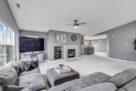 Tiny photo for 1552 Matthew Drive #1552, Algonquin, IL 60102 (MLS # 12578206)