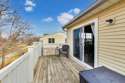 Tiny photo for 1552 Matthew Drive #1552, Algonquin, IL 60102 (MLS # 12578206)