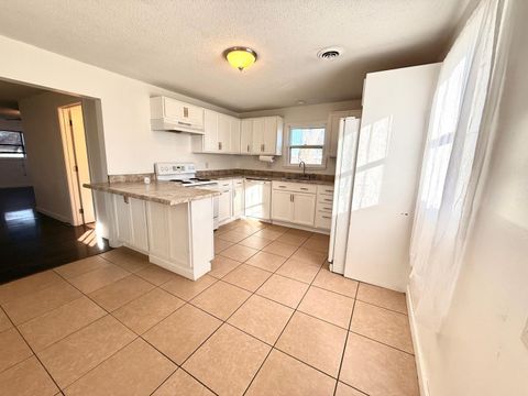 Tiny photo for 107 W Main Street, Elkville, IL 62932 (MLS # 100000024)