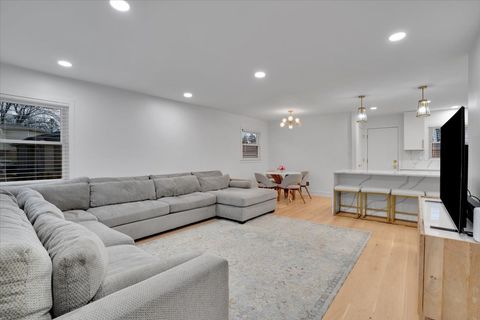 Tiny photo for 9317 Olcott Avenue, Morton Grove, IL 60053 (MLS # 12600692)